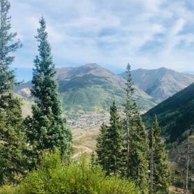 Colorado yoga and hiking retreat