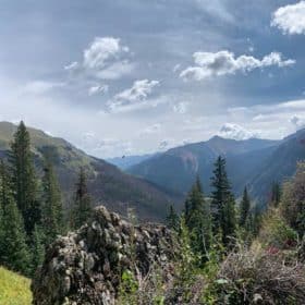 colorado retreat yoga hiking silverton