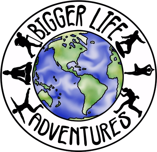 Carrie & Zach - yoga retreats + adventure travel 🌍🕉️